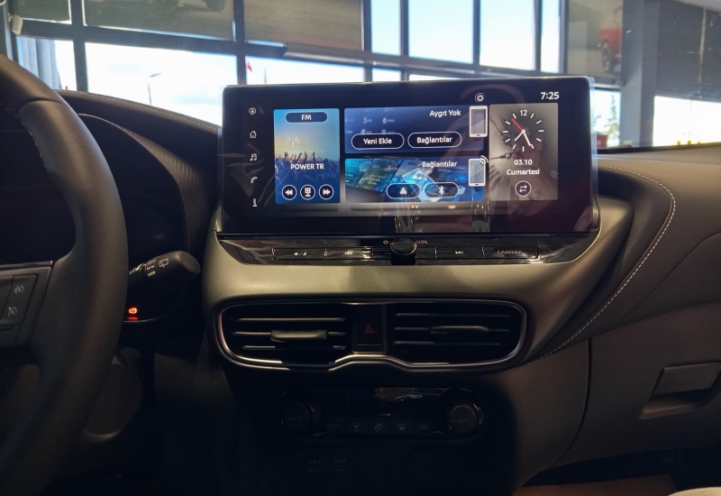 Juke Tekna Plus